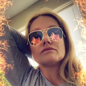 Meet your Posher, Tania